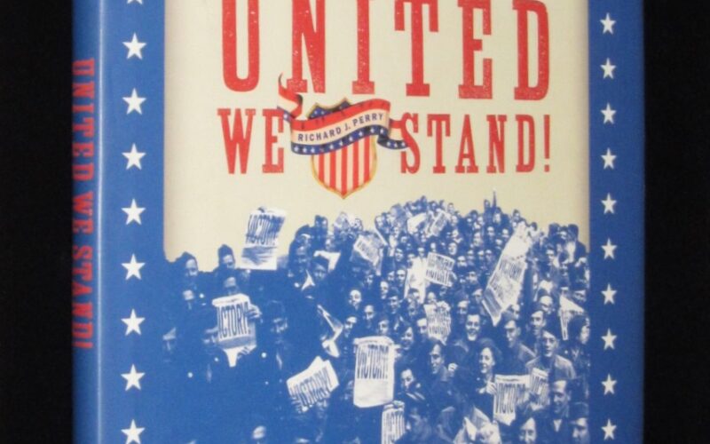 「【洋書】UNITED WE STAND!　2002年」