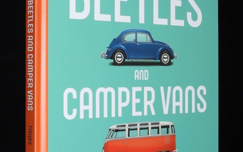 「【洋書】VOLKSWAGEN BEETLES AND CAMPER VANS　2023年」