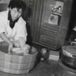 <span class="title">昭和35年　お産婆さん</span>