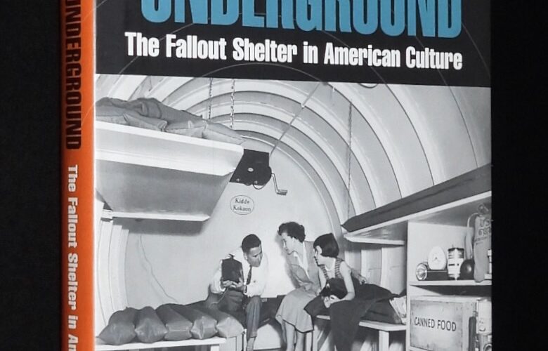 「【洋書】ONE NATION UNDERGROUND　(C)2001」
